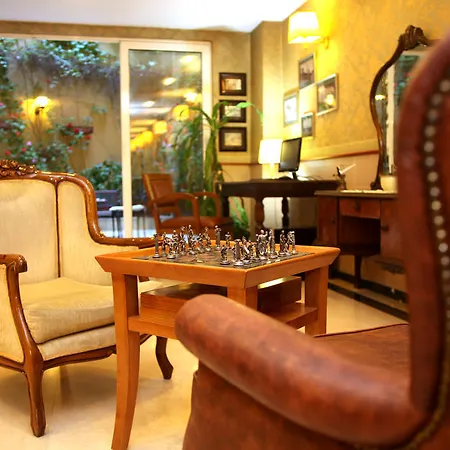 ホテル　エルグワン　スペシャルカテゴリー 3*