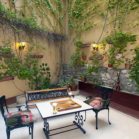 Erguvan - Special Category Otel İstanbul