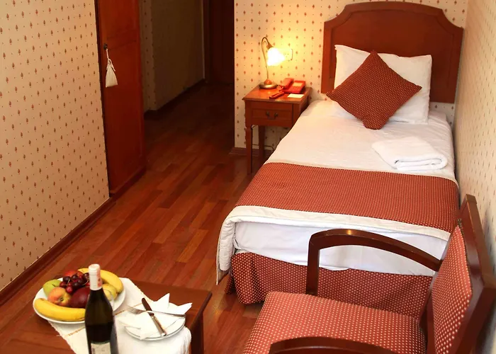 Erguvan - Special Category 3*