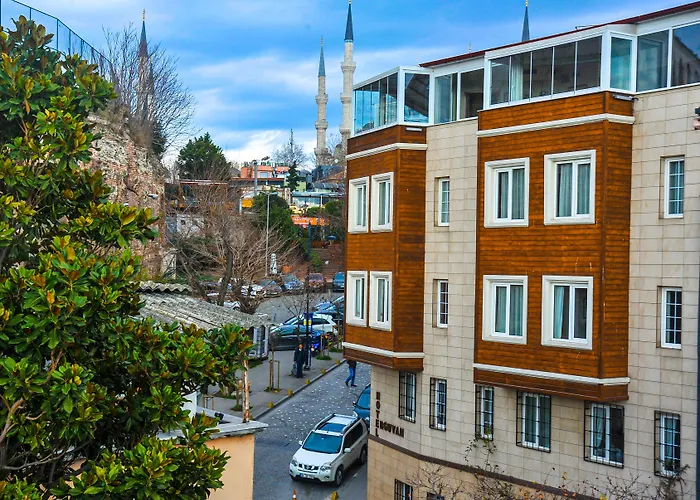 Erguvan - Special Category Hotel Istanbul